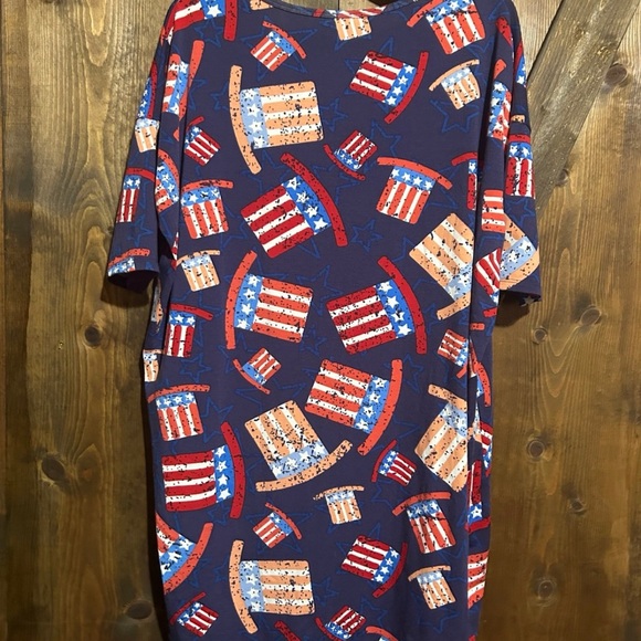 Bundle of Lularoe Tunics, size M, smoke
free home - Picture 8 of 8